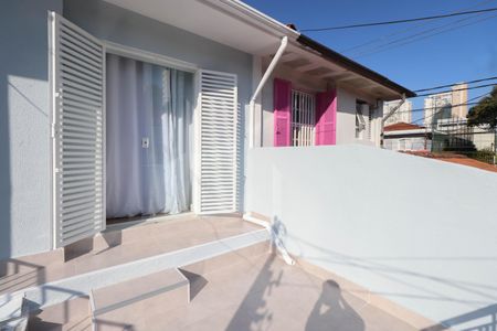 Casa à venda com 120m², 3 quartos e 1 vaga Casa à venda com 120m², 3 quartos e 1 vagaSacada