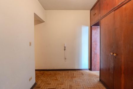 Apartamento à venda com 32m², 1 quarto e sem vaga Apartamento à venda com 32m², 1 quarto e sem vagaSala
