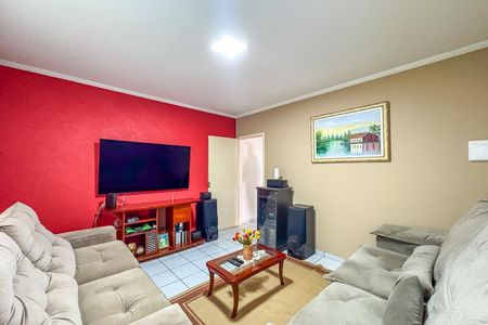 Casa à venda com 210m², 2 quartos e 2 vagas Casa à venda com 210m², 2 quartos e 2 vagasSala