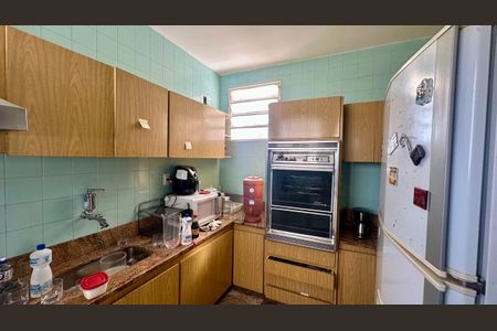 Casa à venda com 246m², 5 quartos e 3 vagasCozinha