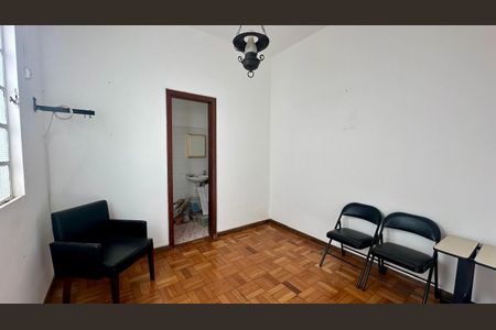 Casa à venda com 246m², 5 quartos e 3 vagasQuarto 5