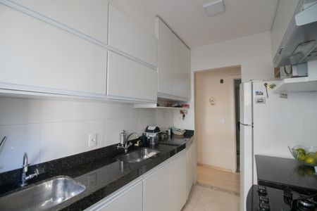Apartamento para alugar com 47m², 2 quartos e 1 vagaCozinha e Área de Serviço