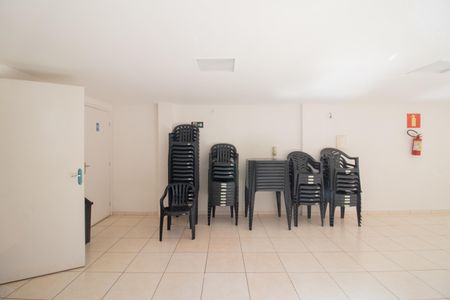 Apartamento para alugar com 47m², 2 quartos e 1 vagaÁrea comum - Salão de festas