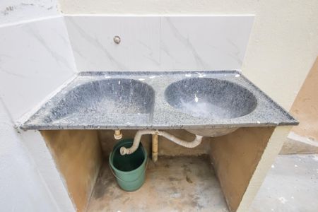 Casa para alugar com 50m², 1 quarto e sem vagaÁrea de Serviço