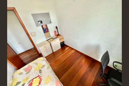 Apartamento à venda com 82m², 3 quartos e 1 vagaQuarto 2