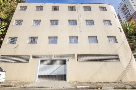 Apartamento para alugar com 54m², 2 quartos e 1 vaga Apartamento para alugar com 54m², 2 quartos e 1 vagaFachada