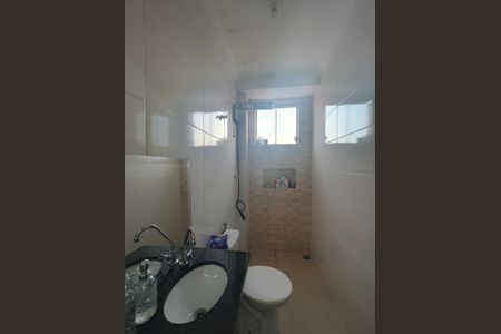 Casa à venda com 105m², 2 quartos e 1 vagaBanheiro