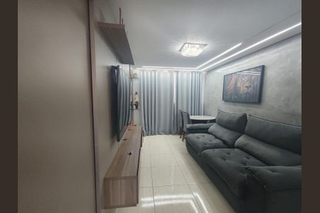 Sala de casa à venda com 2 quartos, 105m² em Parque Xangri-lá, Contagem