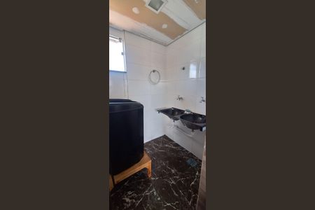 Casa à venda com 105m², 2 quartos e 1 vagaÁrea de Serviço