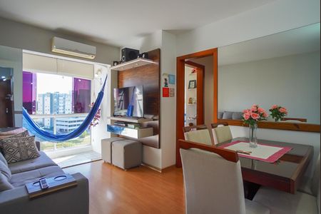 Apartamento à venda com 56m², 2 quartos e 1 vaga Apartamento à venda com 56m², 2 quartos e 1 vagaSala