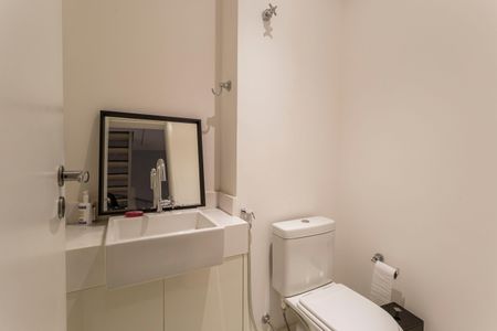 Apartamento para alugar com 170m², 3 quartos e 2 vagasLavabo