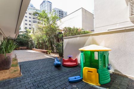 Apartamento para alugar com 170m², 3 quartos e 2 vagasÁrea comum - Playground