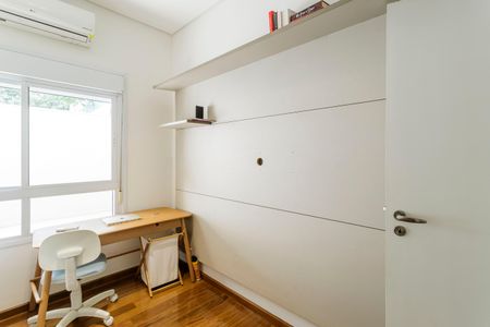 Apartamento para alugar com 170m², 3 quartos e 2 vagasSuíte 2