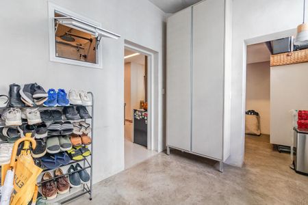 Apartamento à venda com 200m², 2 quartos e 1 vagaÁrea de Serviço