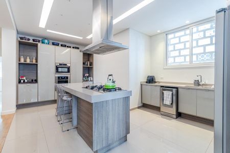 Apartamento à venda com 200m², 2 quartos e 1 vagaCozinha