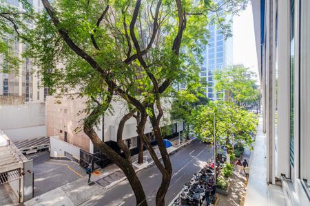 Apartamento à venda com 200m², 2 quartos e 1 vagaVista