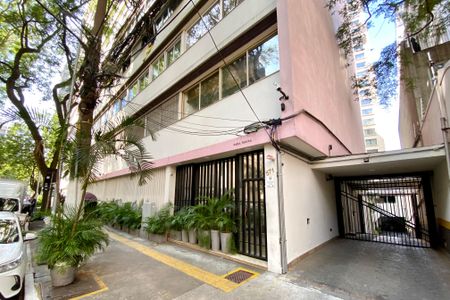 Apartamento à venda com 200m², 2 quartos e 1 vagaFachada