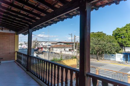 Casa para alugar com 550m², 4 quartos e 5 vagas Casa para alugar com 550m², 4 quartos e 5 vagasVaranda