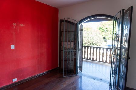 Casa para alugar com 550m², 4 quartos e 5 vagas Casa para alugar com 550m², 4 quartos e 5 vagasQuarto 2