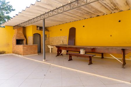 Casa para alugar com 550m², 4 quartos e 5 vagas Casa para alugar com 550m², 4 quartos e 5 vagasQuintal