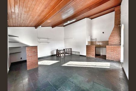 Apartamento à venda com 160m², 3 quartos e 1 vagaÁrea comum