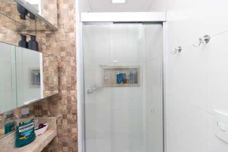 Apartamento à venda com 80m², 2 quartos e 1 vagaBanheiro da Suíte