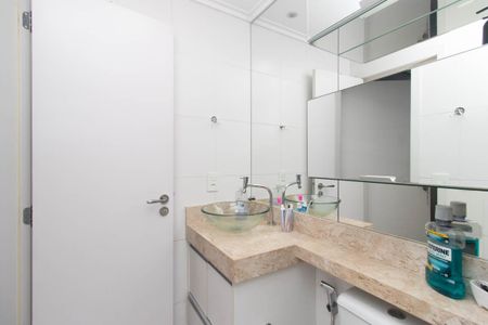 Apartamento à venda com 80m², 2 quartos e 1 vagaBanheiro da Suíte