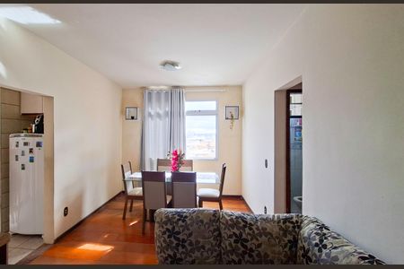 Apartamento à venda com 60m², 2 quartos e 1 vagaSala