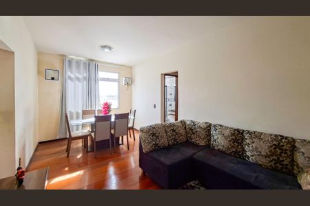 Apartamento à venda com 60m², 2 quartos e 1 vagaSala