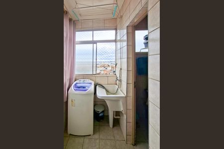 Apartamento à venda com 60m², 2 quartos e 1 vagaÁrea de Serviço