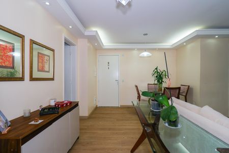 Apartamento à venda com 64m², 2 quartos e 1 vagaSala