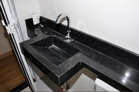 Apartamento à venda com 46m², 2 quartos e sem vagaBanheiro Social