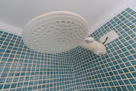 Banheiro de kitnet/studio para alugar com 1 quarto, 28m² em Bela Vista, São Paulo