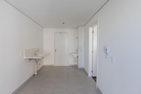 Apartamento para alugar com 28m², 1 quarto e sem vaga Apartamento para alugar com 28m², 1 quarto e sem vagaSala/Cozinha