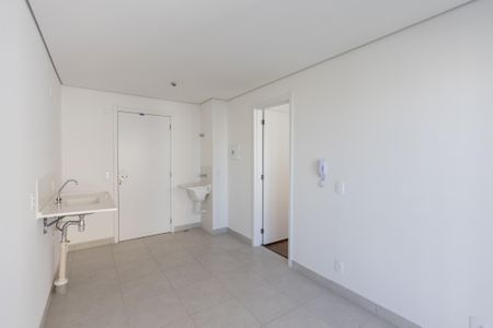 Apartamento para alugar com 28m², 1 quarto e sem vaga Apartamento para alugar com 28m², 1 quarto e sem vagaSala/Cozinha