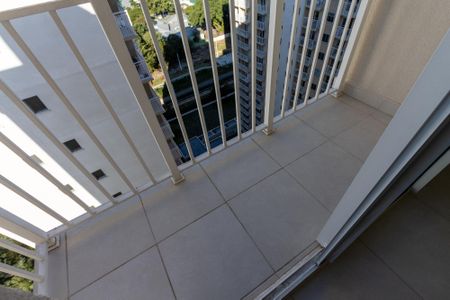 Apartamento para alugar com 28m², 1 quarto e sem vaga Apartamento para alugar com 28m², 1 quarto e sem vagaVaranda da Sala