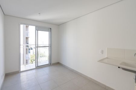 Apartamento para alugar com 28m², 1 quarto e sem vaga Apartamento para alugar com 28m², 1 quarto e sem vagaSala/Cozinha