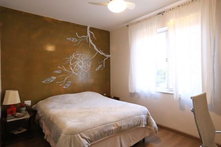 Apartamento à venda com 280m², 4 quartos e 2 vagasSuíte 2