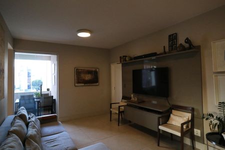 Apartamento à venda com 280m², 4 quartos e 2 vagasSala de TV