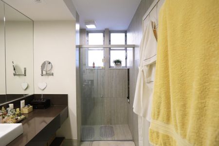 Apartamento à venda com 280m², 4 quartos e 2 vagasBanheiro da Suíte 1