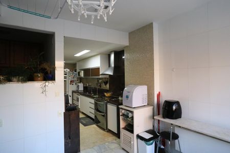 Apartamento à venda com 280m², 4 quartos e 2 vagasÁrea de Serviço