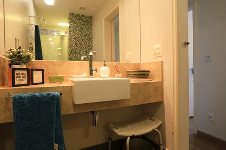 Apartamento à venda com 280m², 4 quartos e 2 vagasBanheiro Social