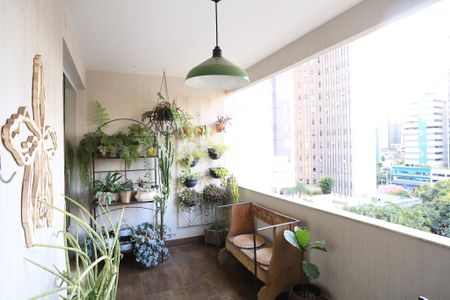 Apartamento à venda com 280m², 4 quartos e 2 vagasVaranda da Sala