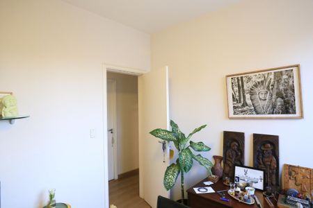 Apartamento à venda com 280m², 4 quartos e 2 vagasQuarto 1