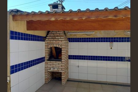 Casa à venda com 75m², 2 quartos e 2 vagas Casa à venda com 75m², 2 quartos e 2 vagasFoto 17