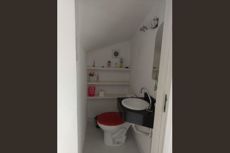 Casa à venda com 75m², 2 quartos e 2 vagas Casa à venda com 75m², 2 quartos e 2 vagasFoto 03