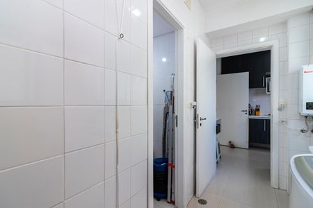 Apartamento à venda com 104m², 3 quartos e 2 vagas Apartamento à venda com 104m², 3 quartos e 2 vagasÁrea de Serviço