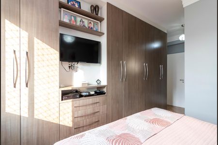 Apartamento à venda com 104m², 3 quartos e 2 vagas Apartamento à venda com 104m², 3 quartos e 2 vagasSuíte