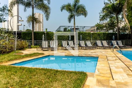 Apartamento à venda com 104m², 3 quartos e 2 vagas Apartamento à venda com 104m², 3 quartos e 2 vagasÁrea comum - Piscina