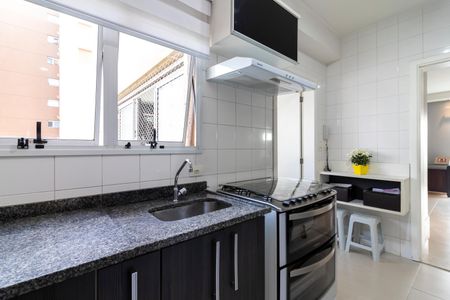 Apartamento à venda com 104m², 3 quartos e 2 vagas Apartamento à venda com 104m², 3 quartos e 2 vagasCozinha